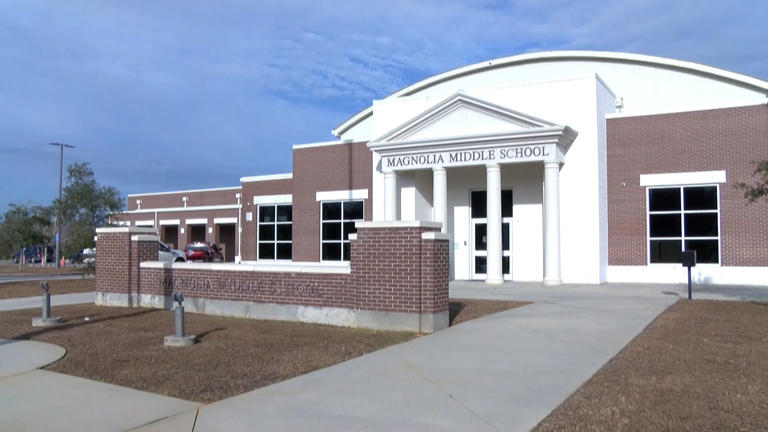 Moss Point High School retains A rating in new state accountability results