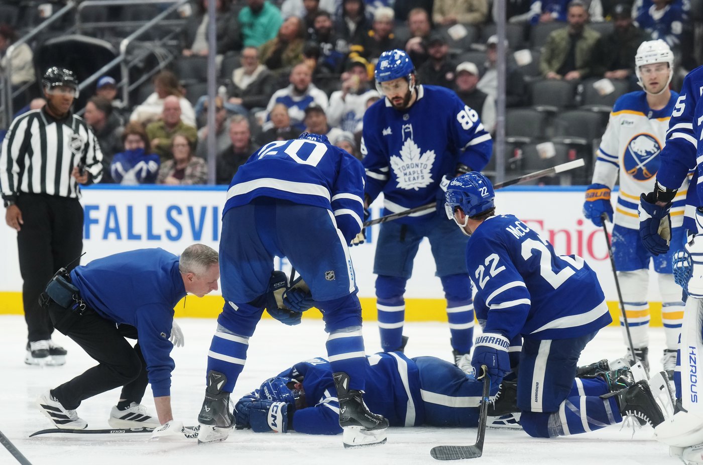 Moving Kirill Marchenko to line with John Tavares works for Maple Leafs