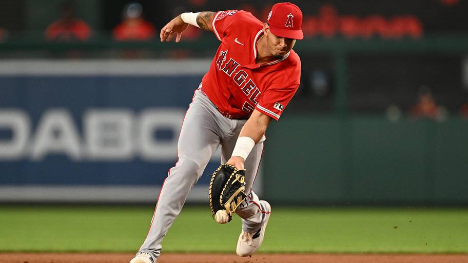 Angels' fading Gold Glove trend is another indictment of their roster ...