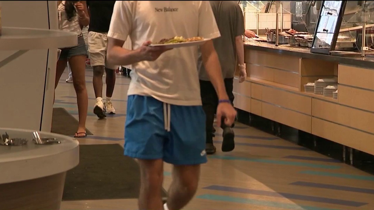 Downtown Atlanta brawl erupts inside campus hall