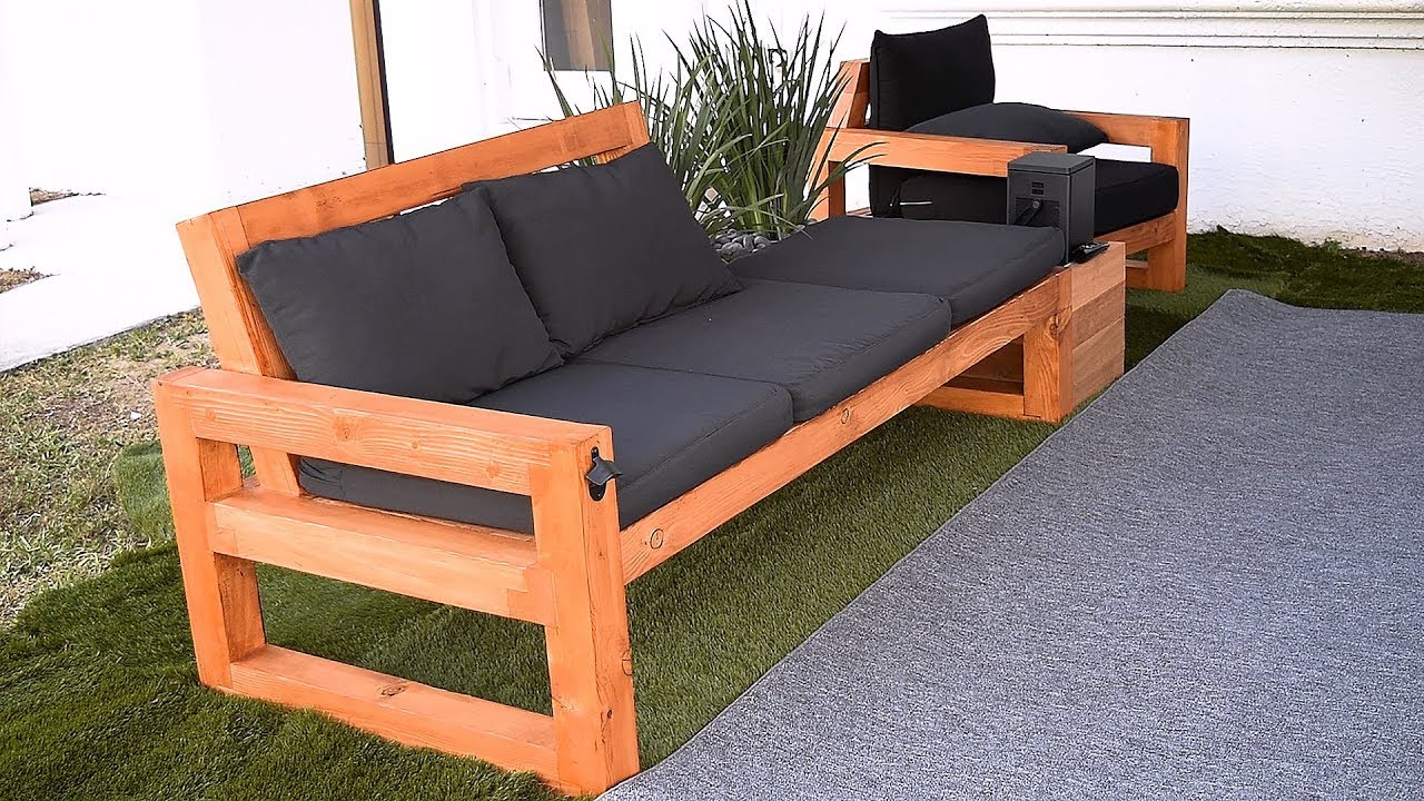 I built a modern outdoor sofa for under $200! 🛠️