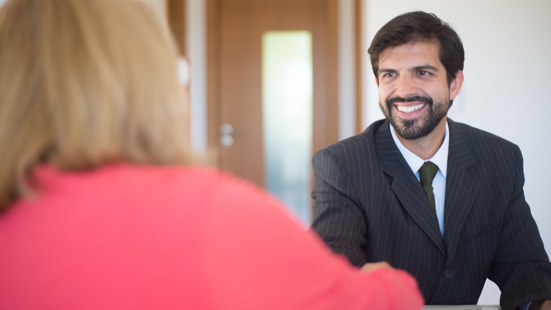 10 things in job interviews that are secretly red flags & 10 that are ...