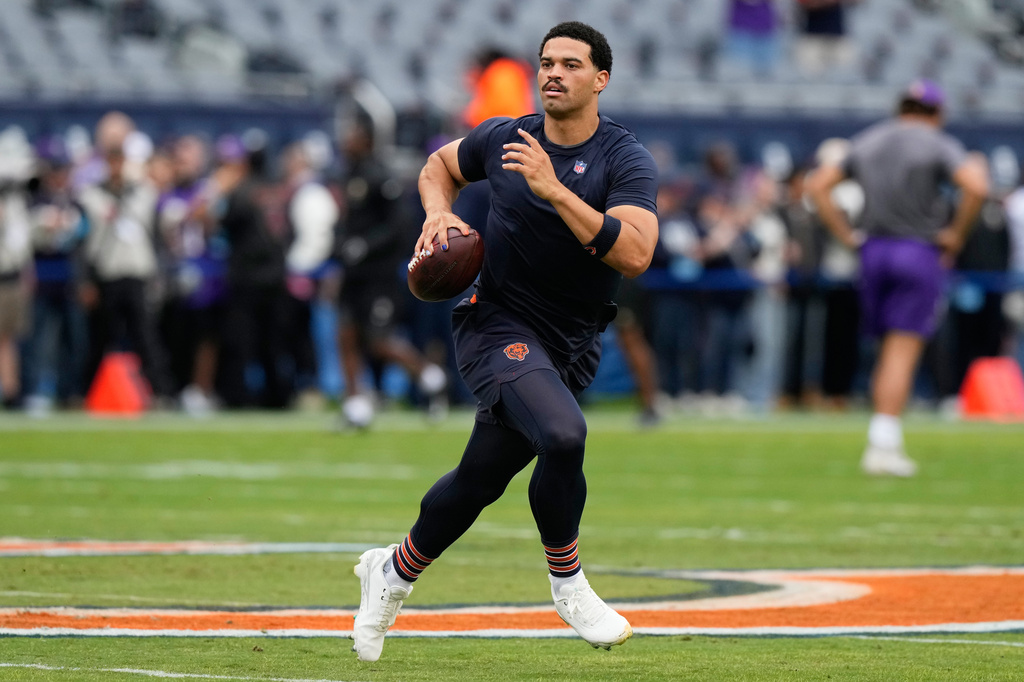 Chicago Bears quarterback Caleb Williams feels ready to test injured ...