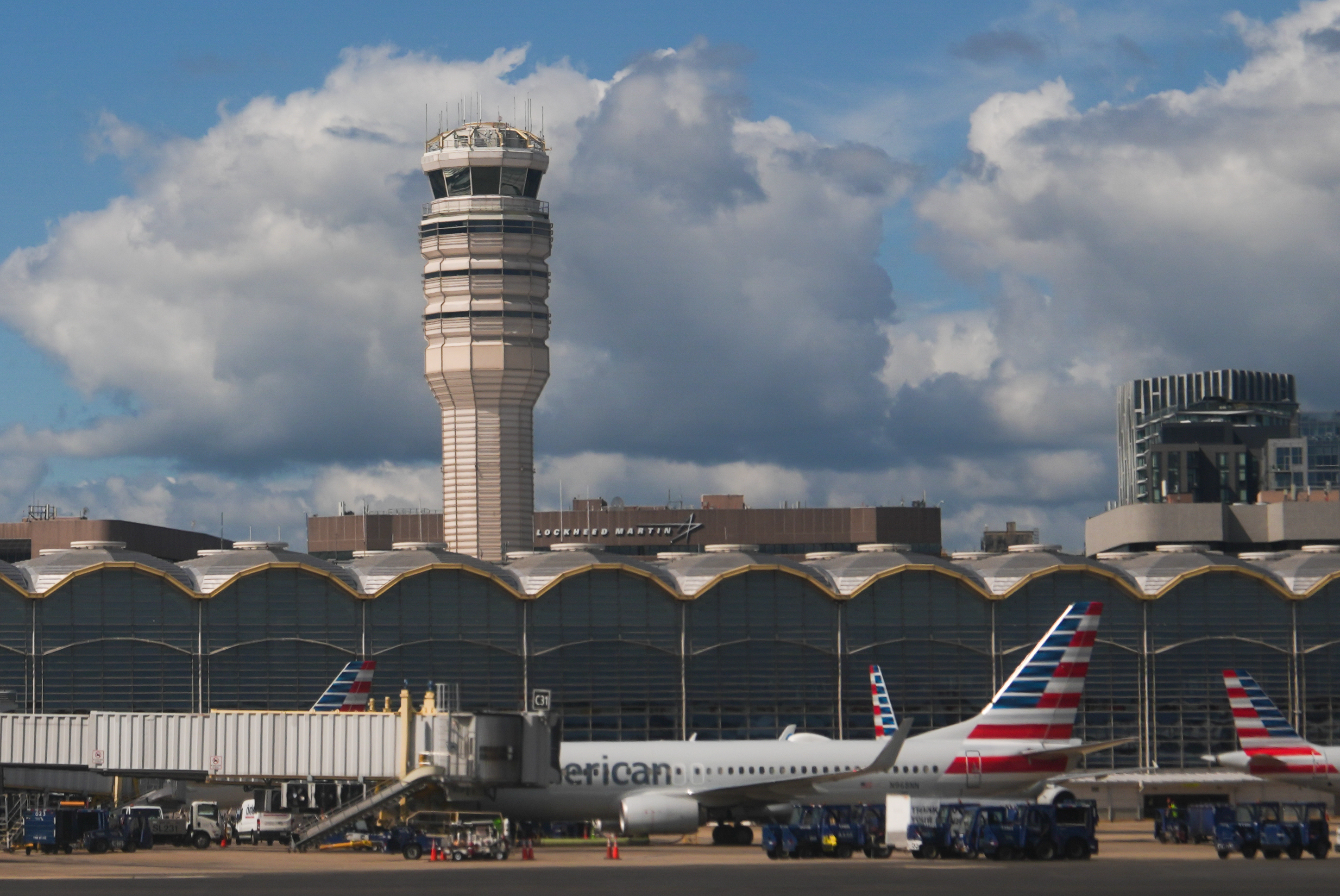 FAA seeks ownership stake in air traffic AI company