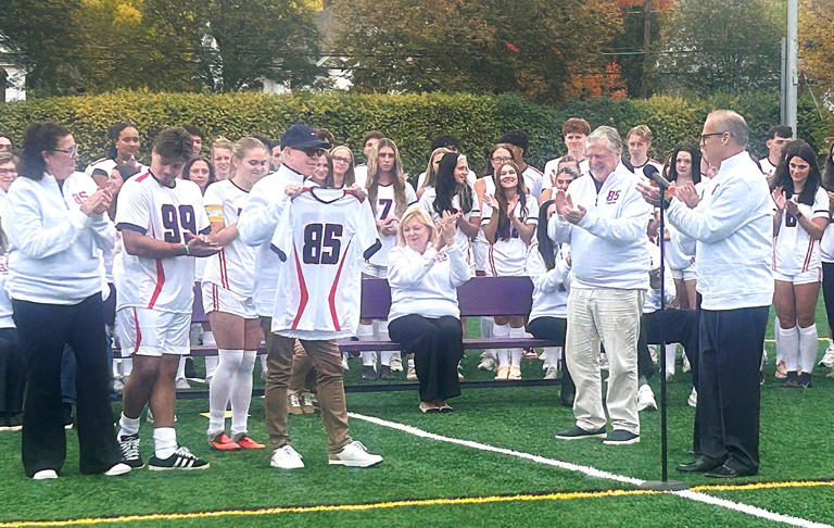 Elmira College honors fashion icon Tommy Hilfiger for contributions