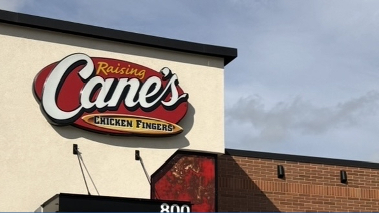Raising Cane's announces opening day for new Walker location