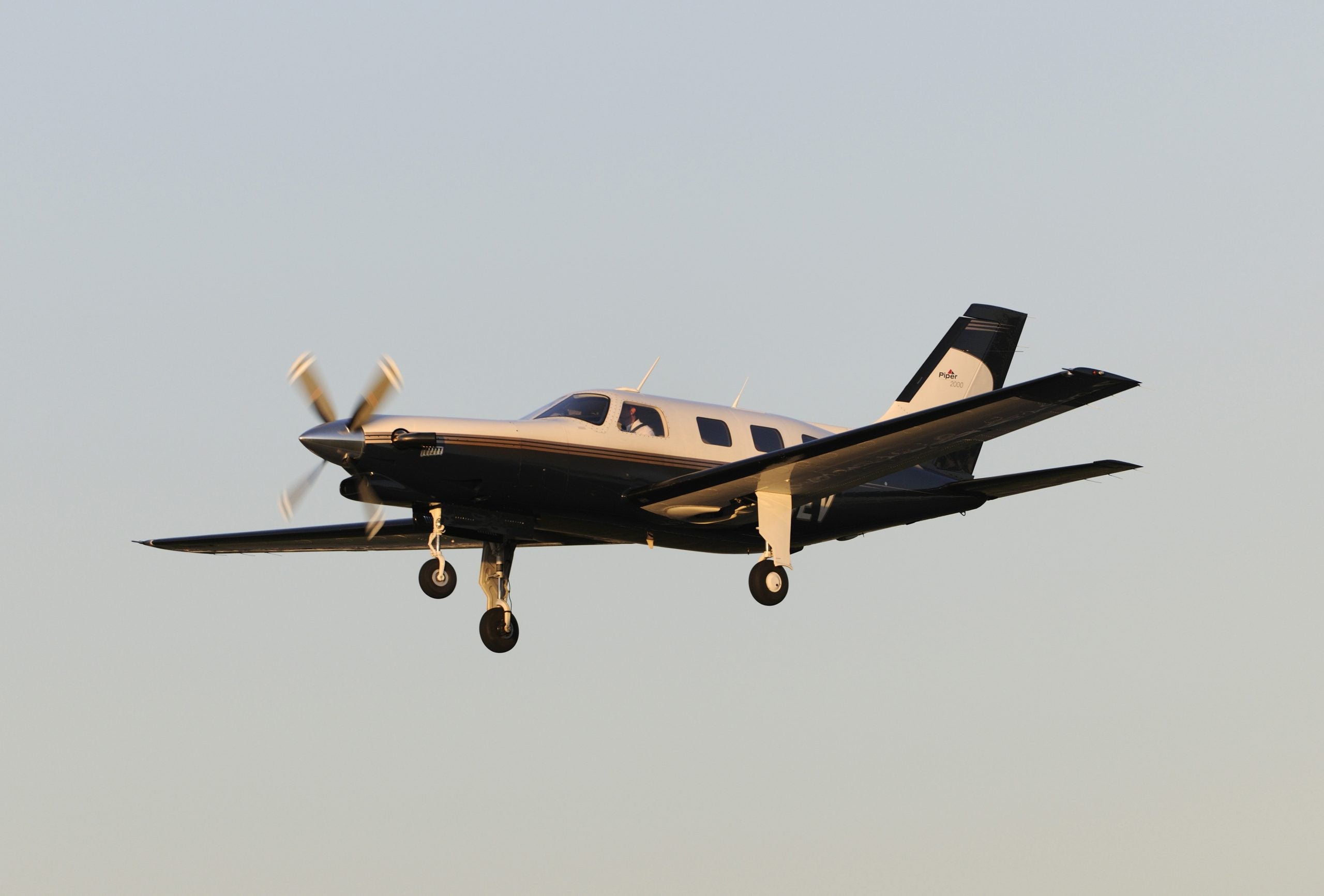 Six killed in Wisconsin plane crash after pilot reports ice buildup on ...
