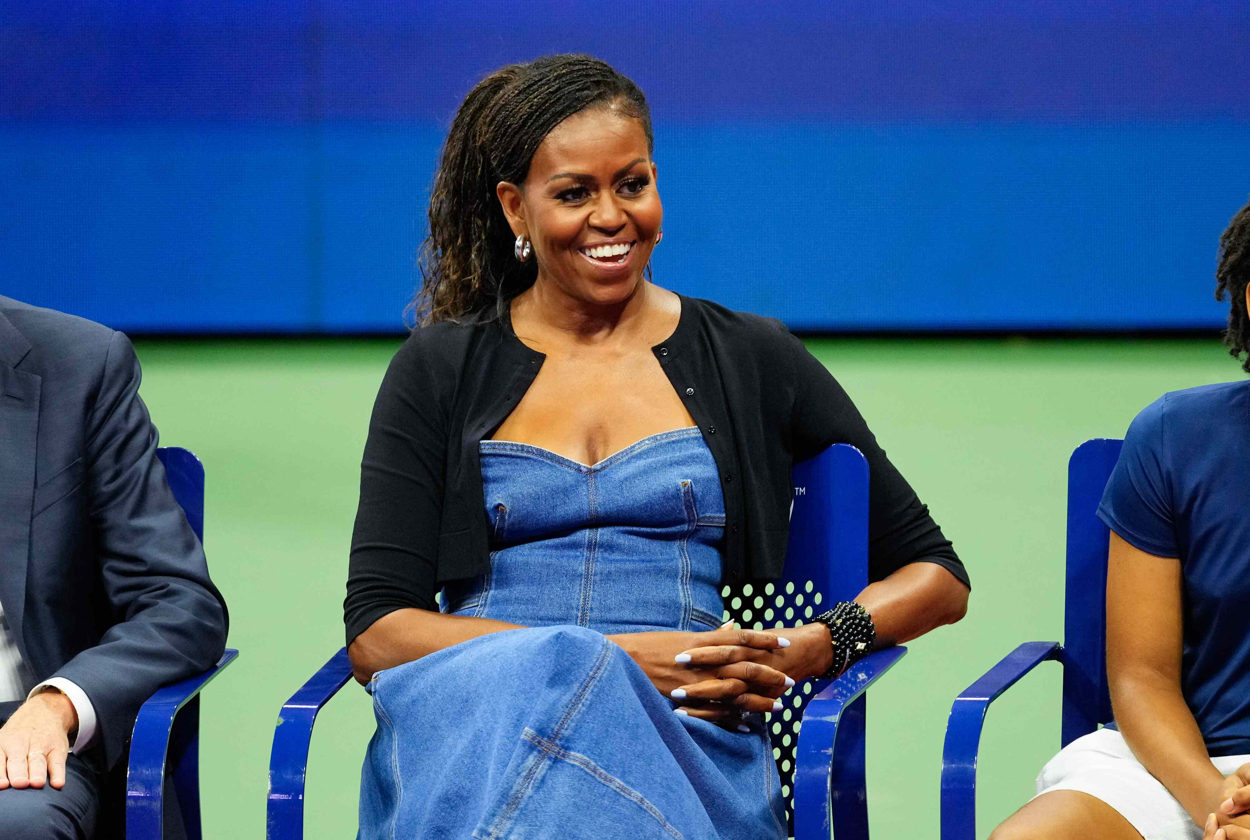 Michelle Obama steps out with two unexpected celebrities for a stylish ...