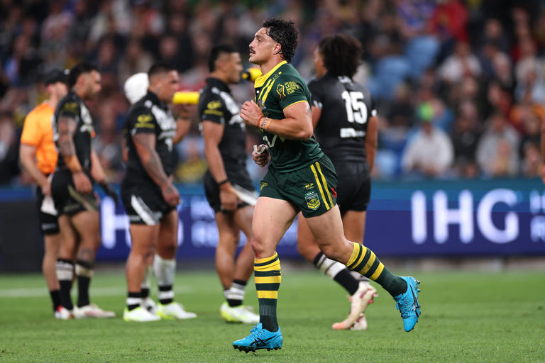 Sam Walker twist, calls for Broncos star to be axed after Kangaroos ...