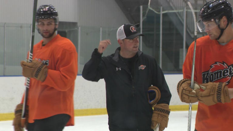 Komets host familiar foe for opening night at Memorial Coliseum