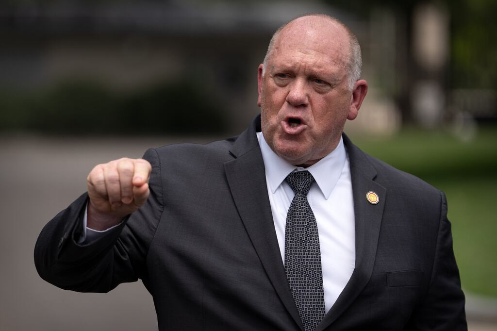 Pres. Trump’s border czar Tom Homan visits ICE Alexandria staging facility