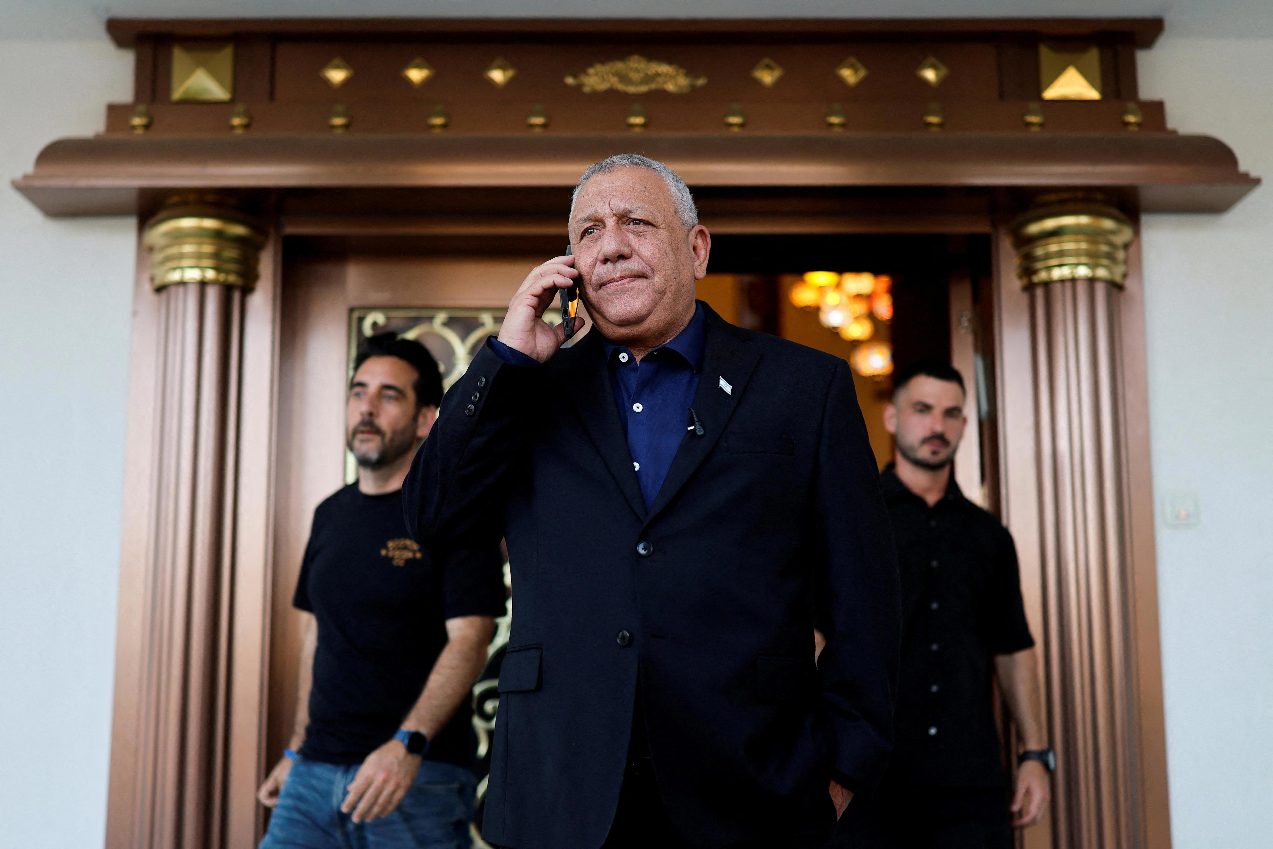 Eisenkot aims to out-hawk Netanyahu ahead of elections