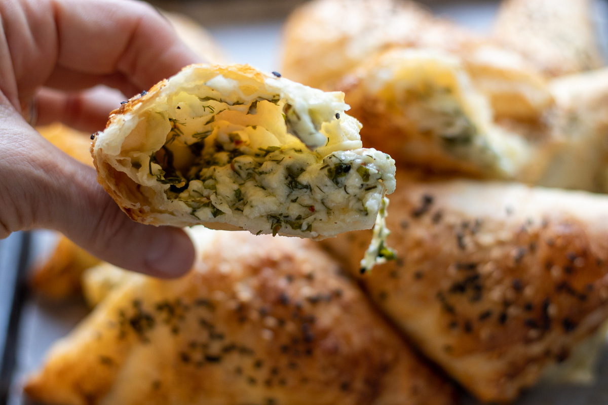How to make crispy Turkish cheese börek