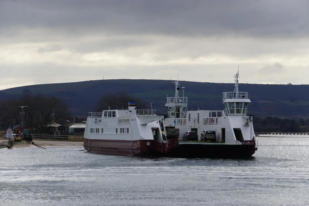 Reminder as Sandbanks Ferry to close soon for seven-week winter refit