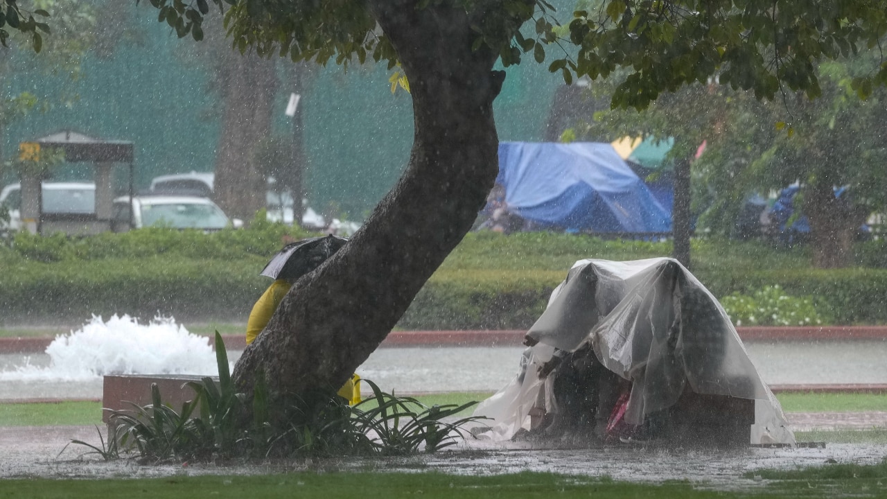 Heavy rain alert: No relief after Cyclone Arnab as IMD issues new ...