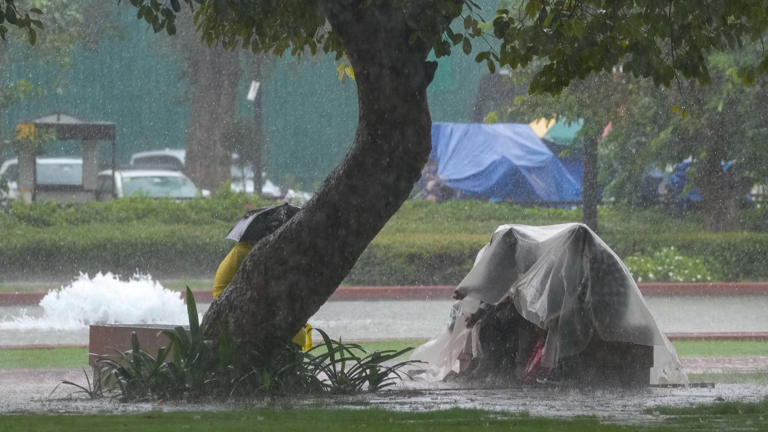Heavy rain alert: No relief after Cyclone Arnab as IMD issues new ...