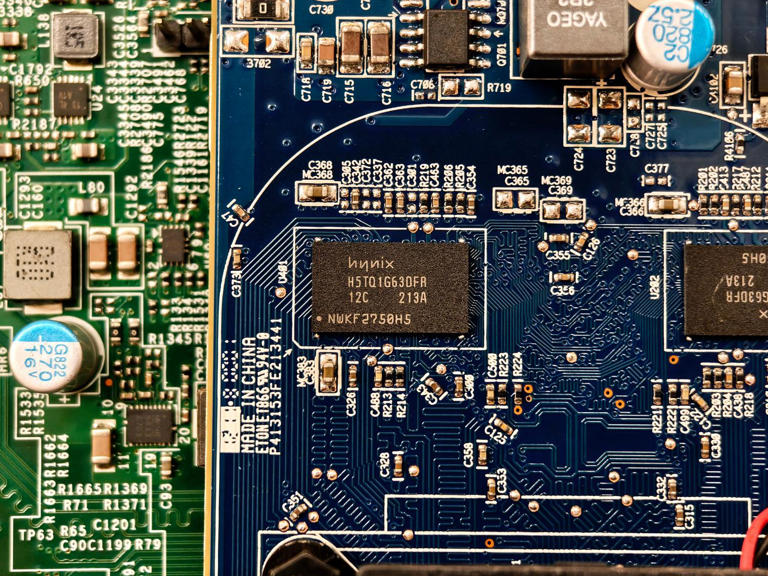Guía completa para monitorizar y gestionar CPU, GPU y RAM en Linux