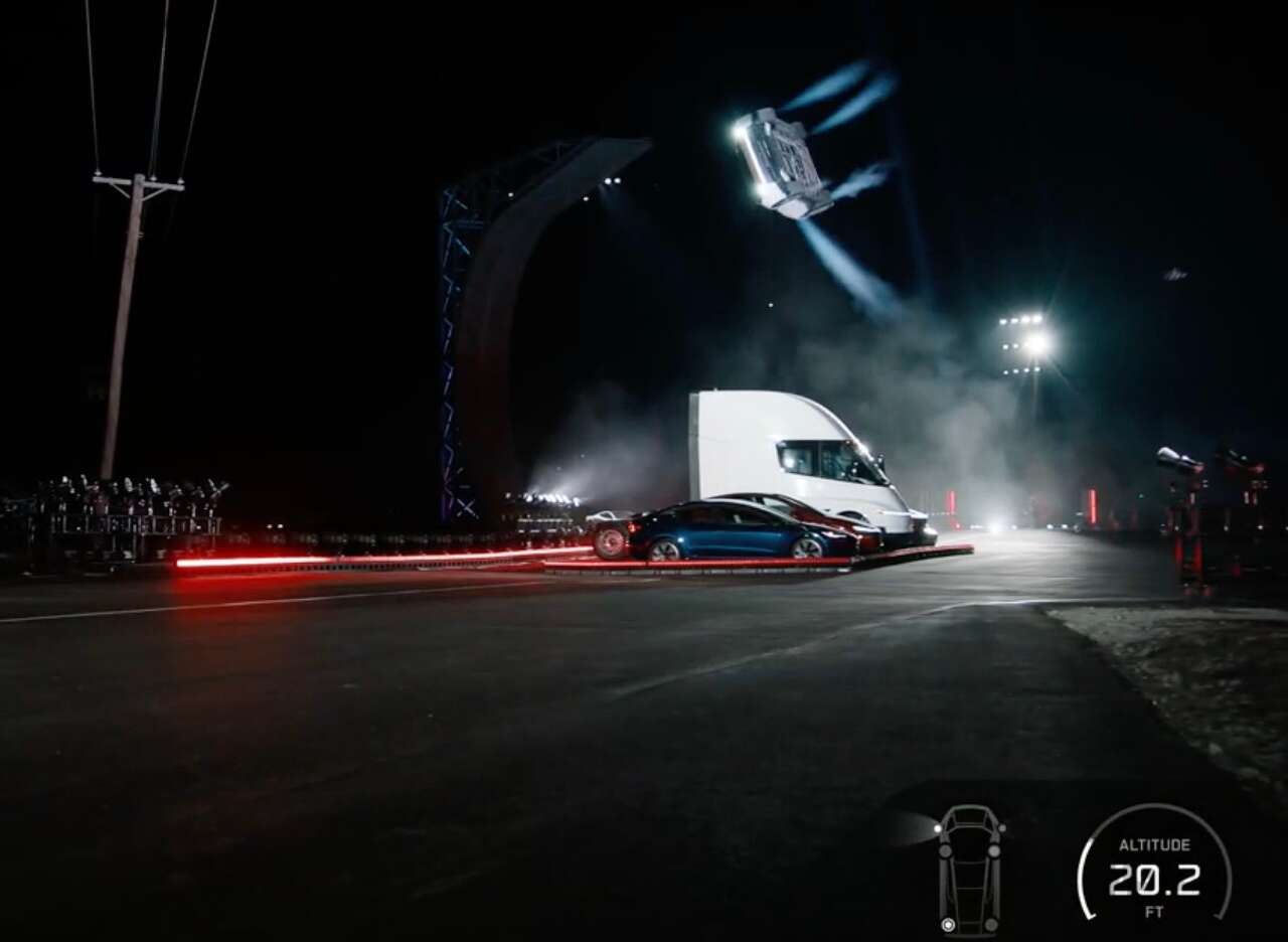 Tesla's new Roadster drove upside down, flew and went 0 to 60 in less ...