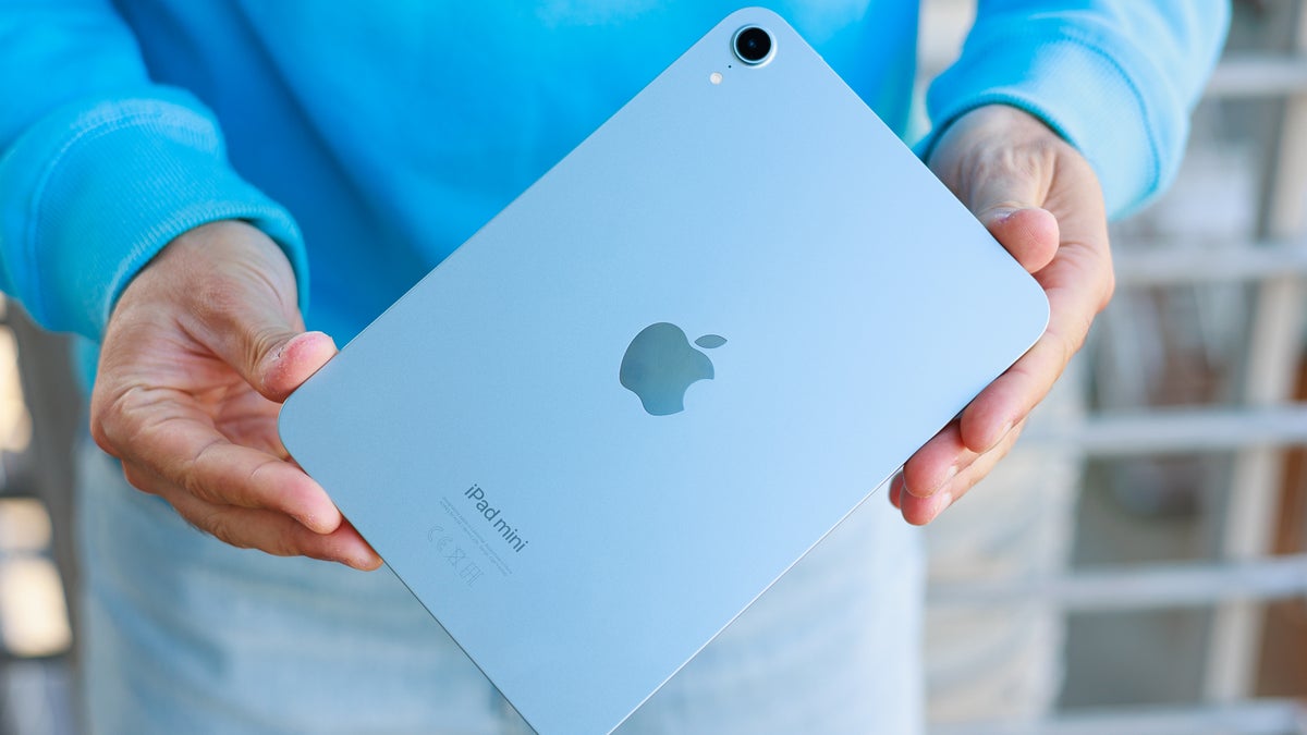 The OLED iPad mini may get the display everyone wants