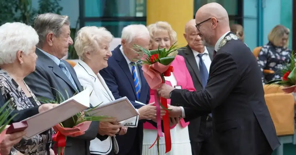 Złote gody w Skarżysku-Kamiennej. Te pary przeżyły razem 50 lat. Zobacz ...