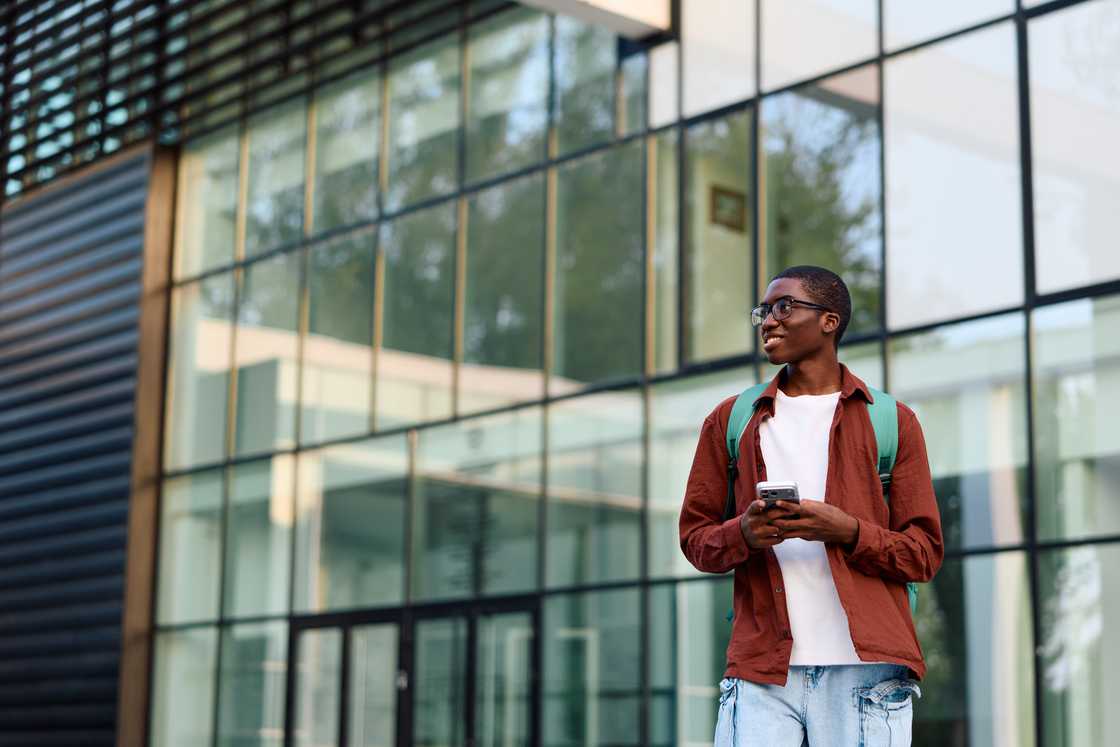 NSFAS opens online bursary portal for Grade 12 learners ahead of ...