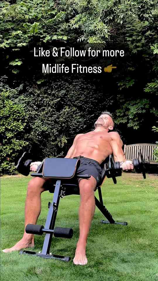 Why dumbbell exercises are effective for building chest muscles