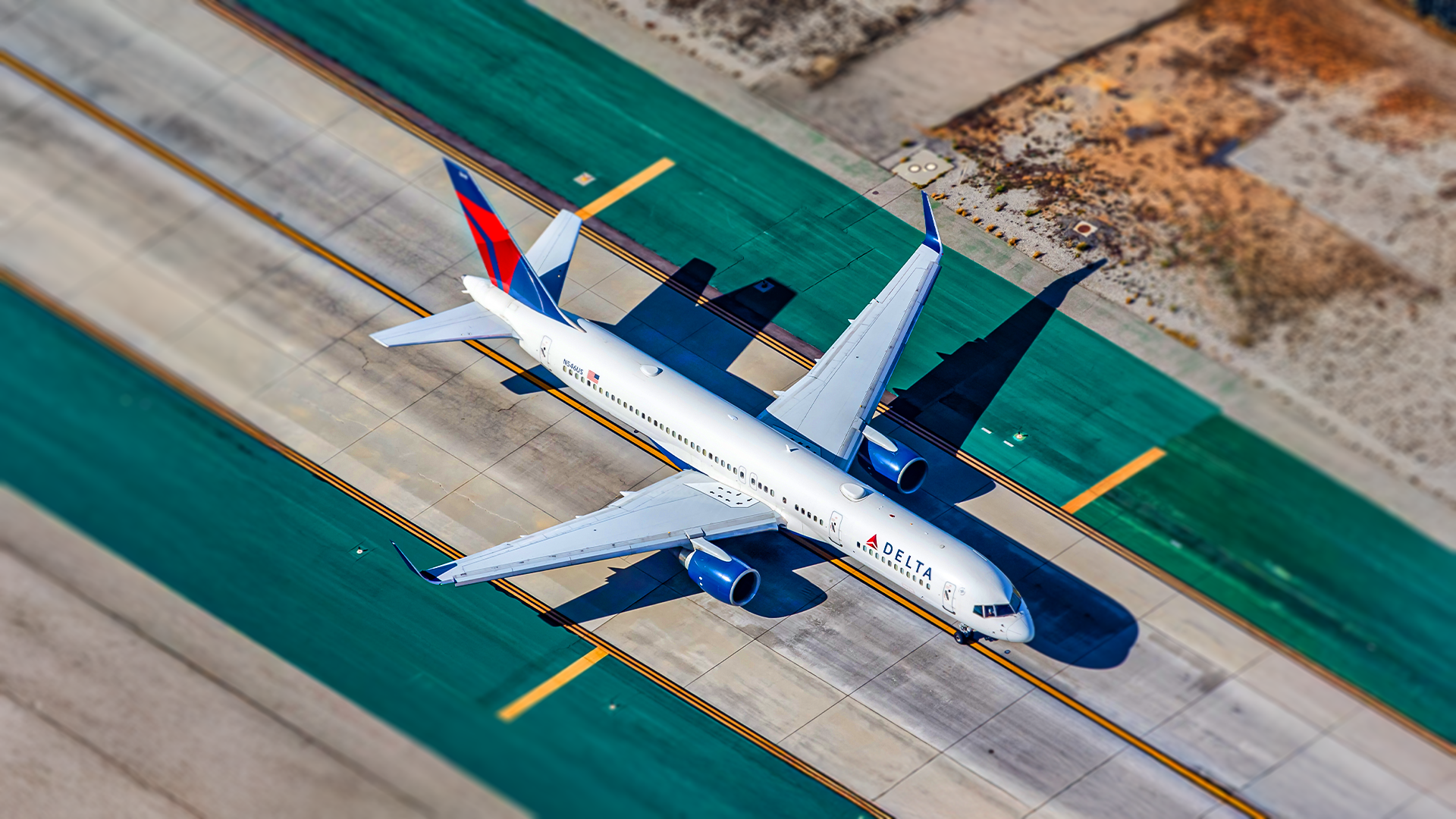 How many miles per gallon does a Boeing 757 get?