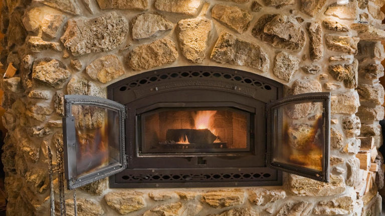 The Once-Popular Fireplace Trend That Feels Bulky & Overwhelming (& How ...