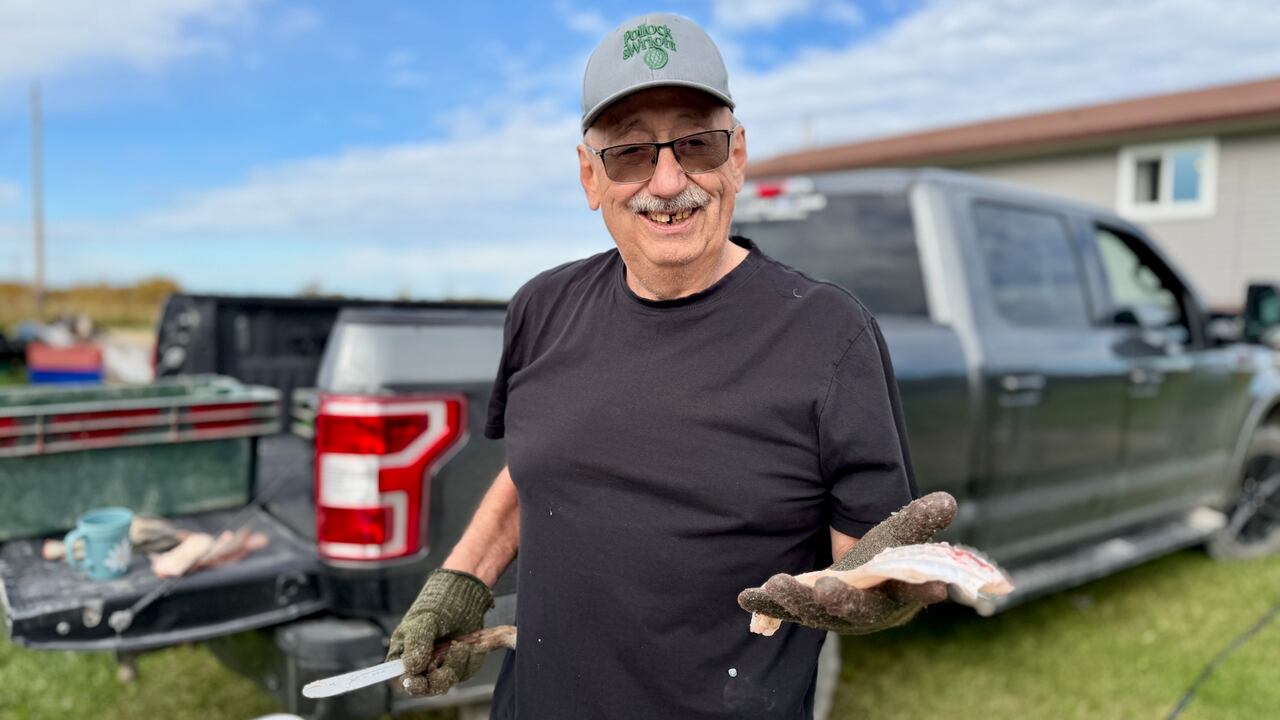 Lake Winnipeg pollution is ending a 'way of life,' say First Nation's ...