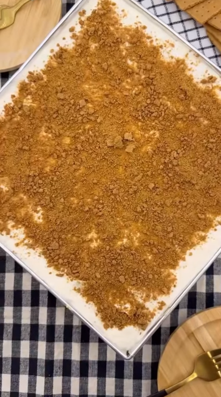 Mango float with creamy cheesecake sabayon layers