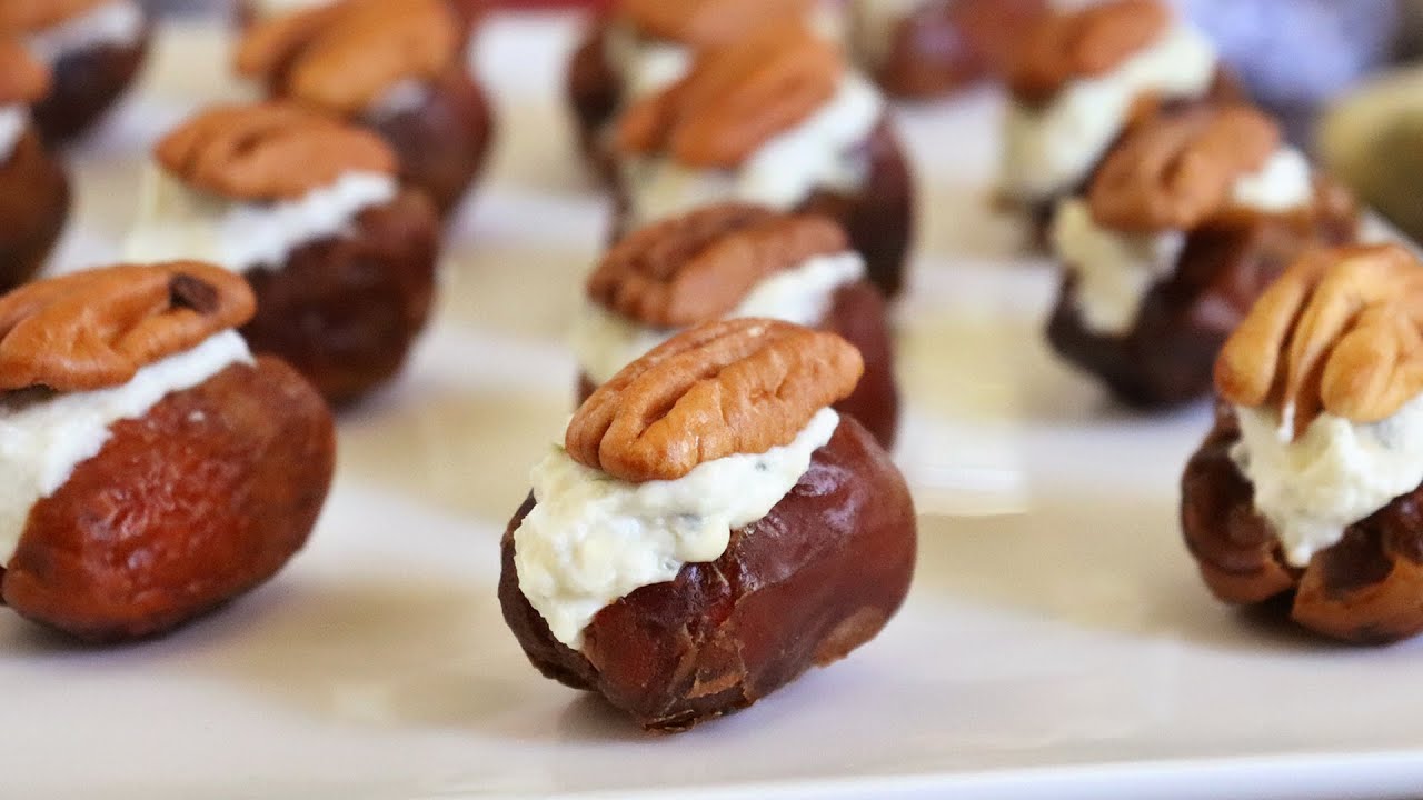 Dátiles rellenos con queso azul y nueces