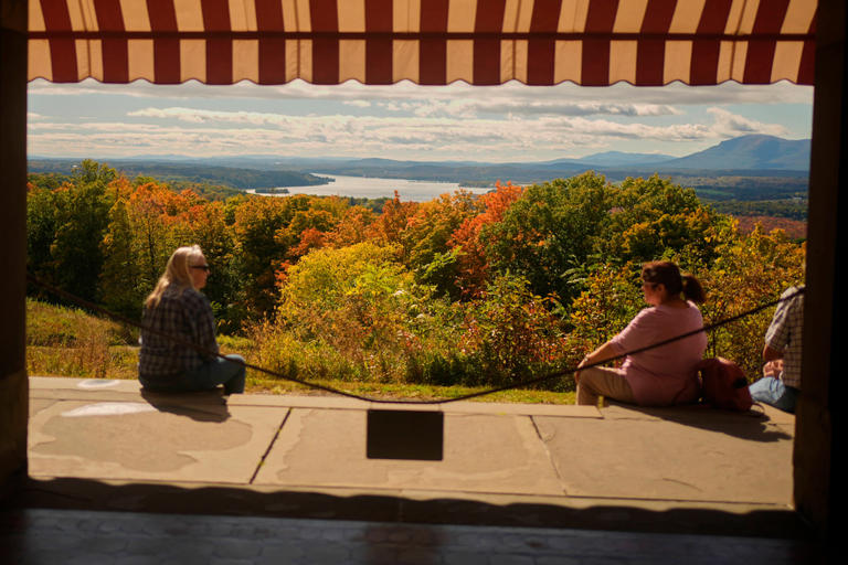 New England's having an elite year, but there's fall foliage elsewhere, too