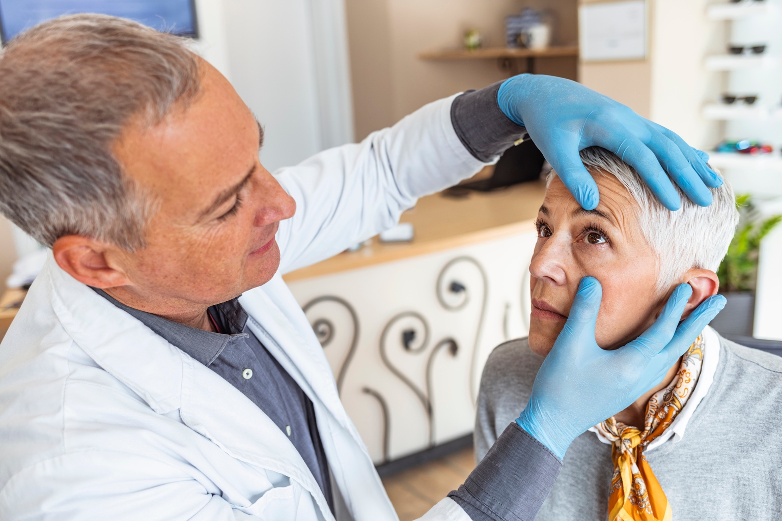 Roche's Enspryng wins FDA approval for thyroid eye disease
