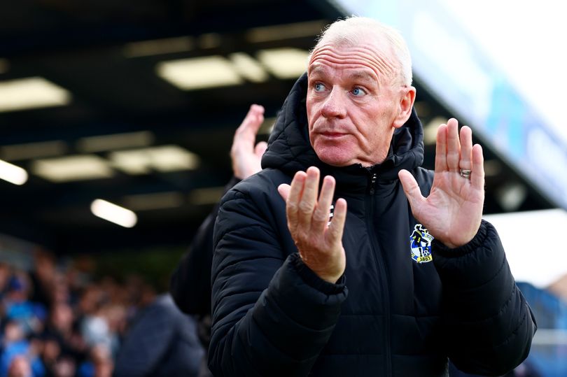 Steve Evans provides Paul Raynor update with Bristol Rovers in talks ...
