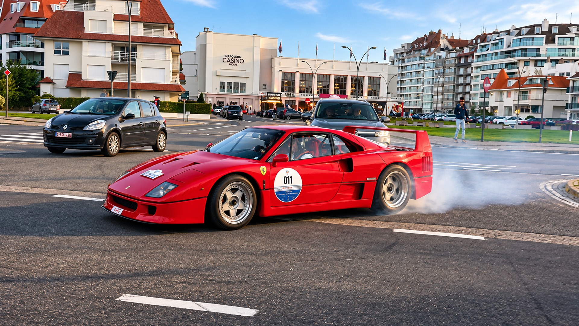Ferrari F40 maakt een donut en zorgt voor een spannend moment