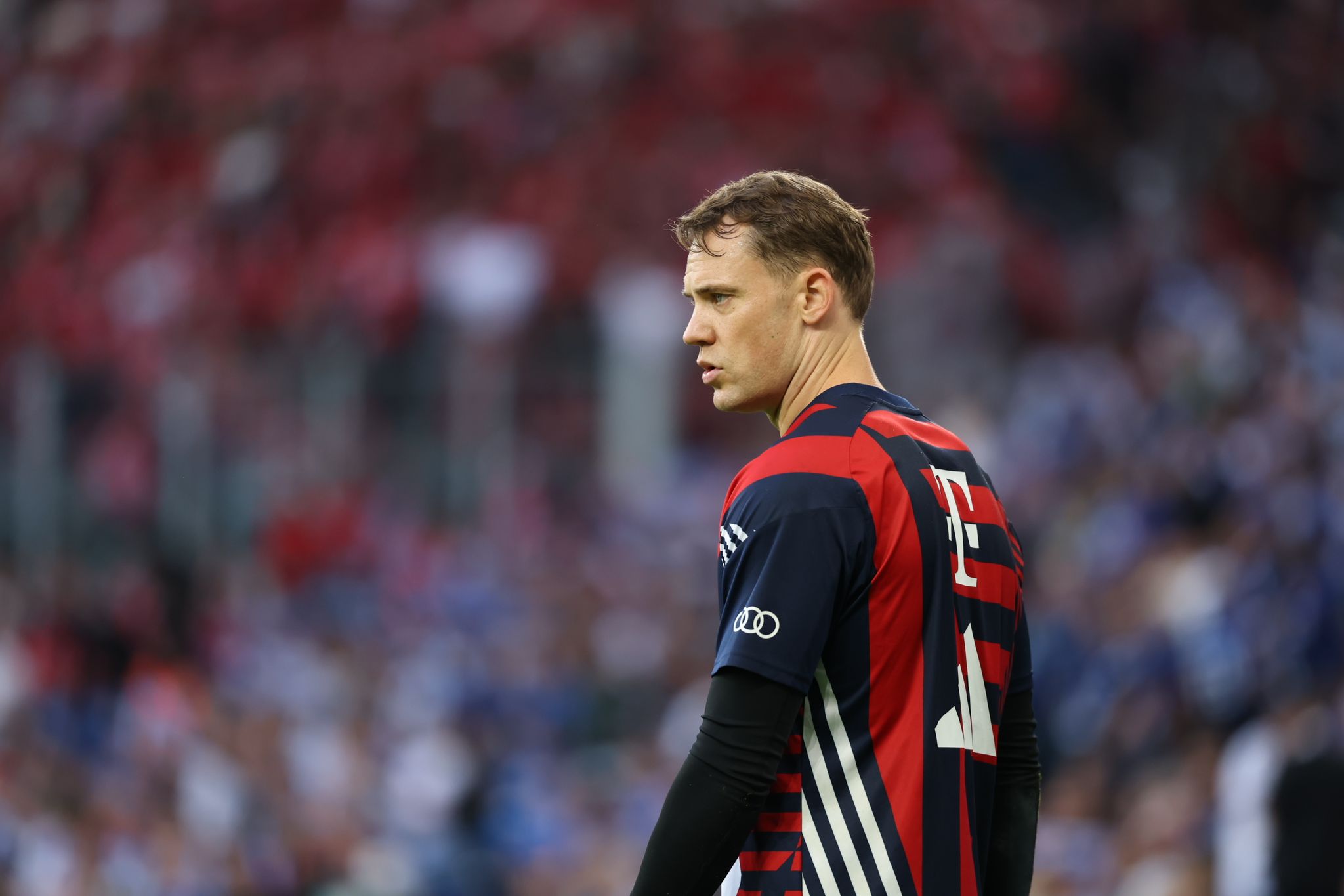 Bayern keeper Neuer doubtful for league match against Leipzig
