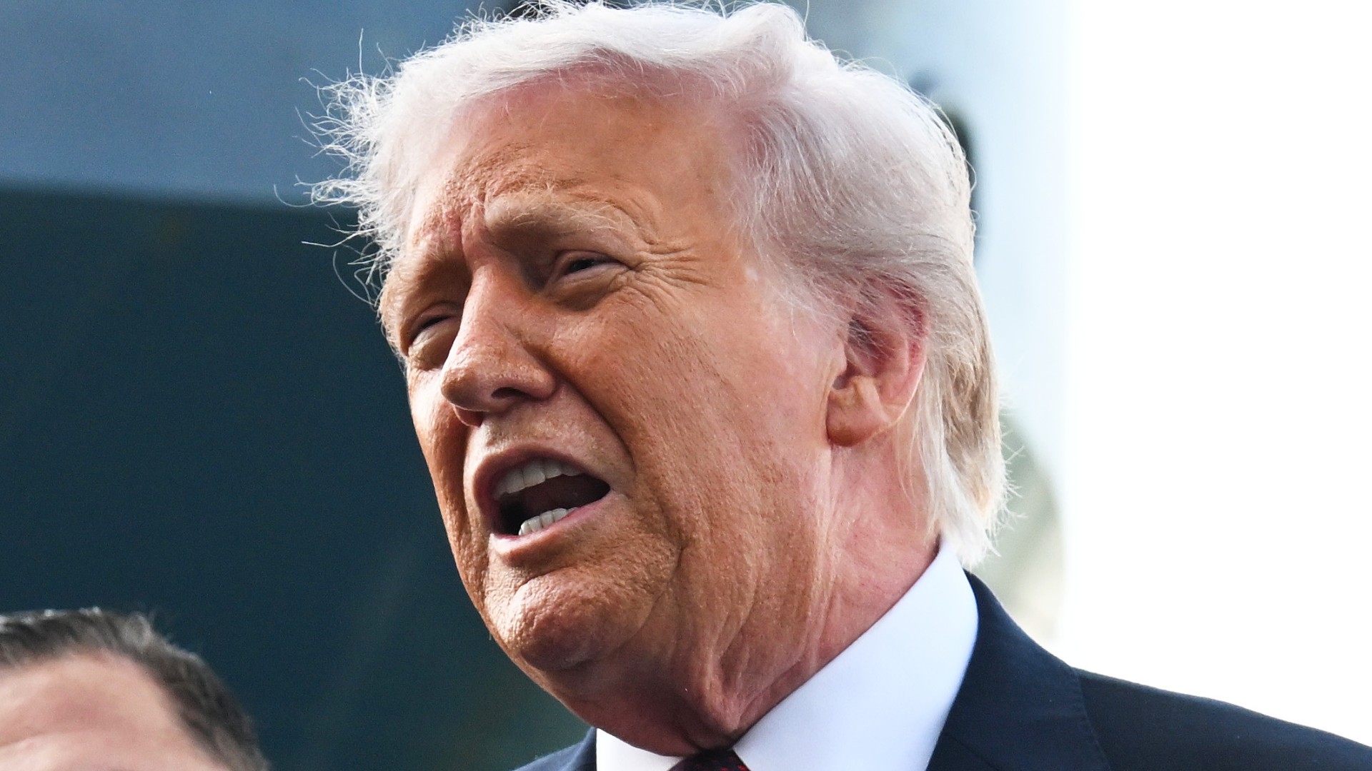 GOP panic setting in over midterms as Trump begins blame game