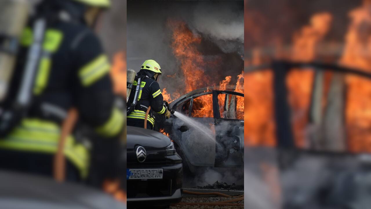 Auto fängt in der Holzmindener Bülte plötzlich Feuer