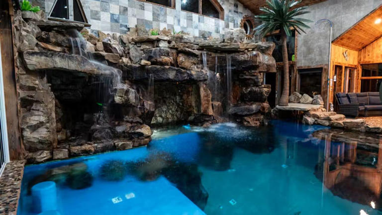 Indiana man builds 60,000-gallon backyard water park
