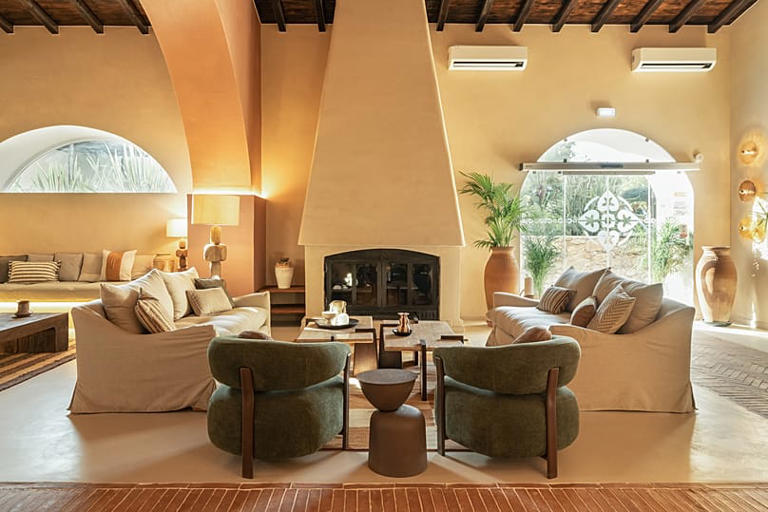 This 19th-century Portuguese farmhouse in the Algarve is being ...