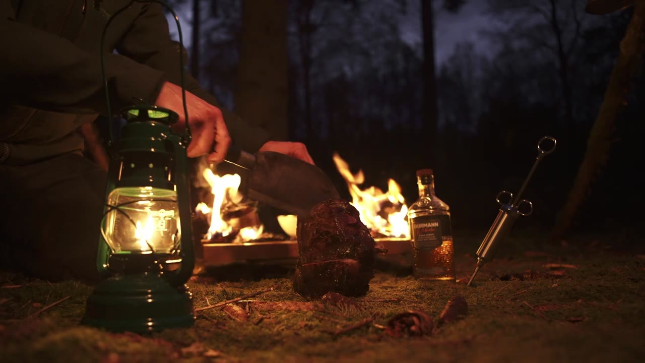 The secret to cooking the juiciest tomahawk steak in the woods