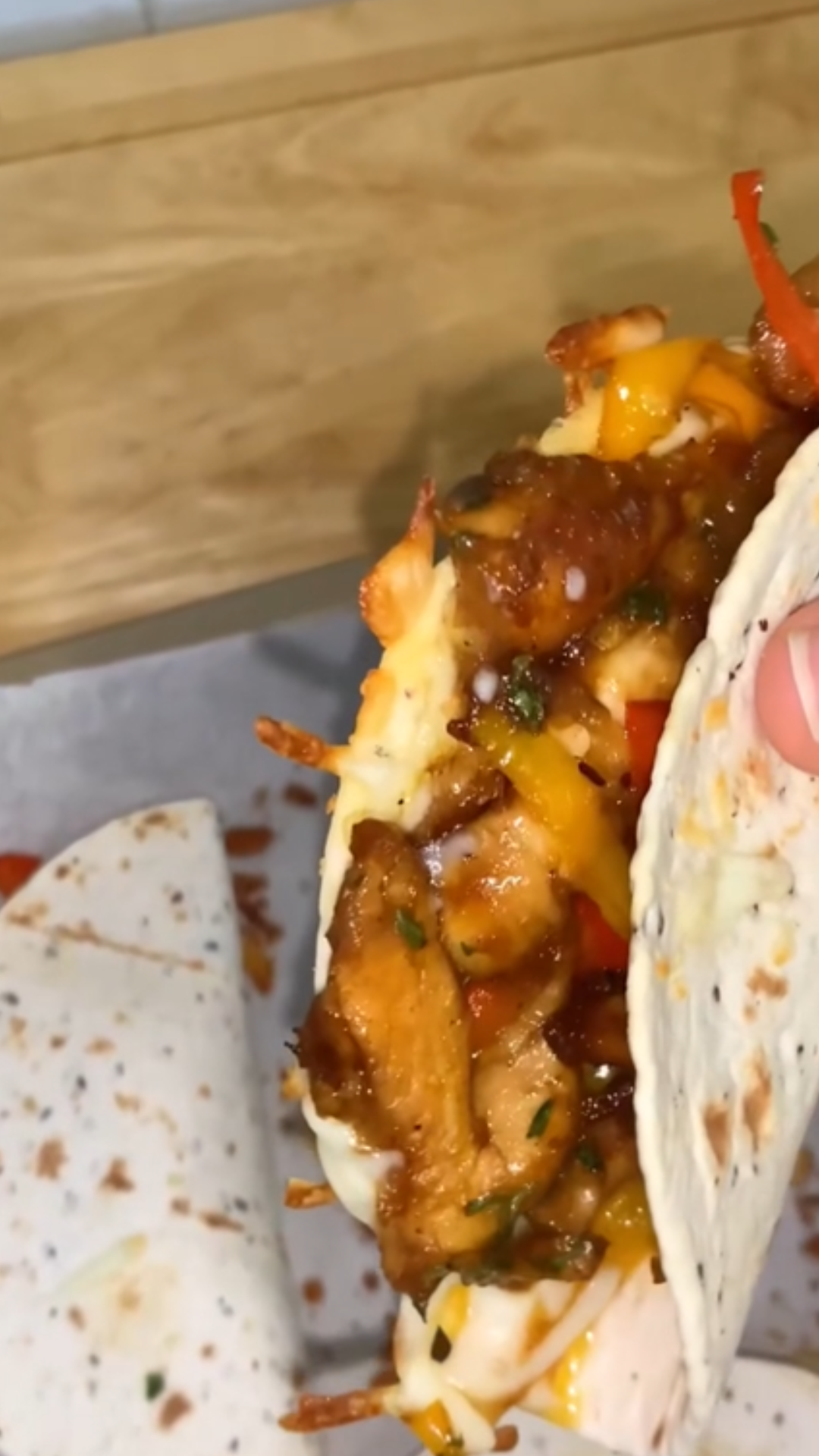 What makes homemade chicken quesadillas so delicious