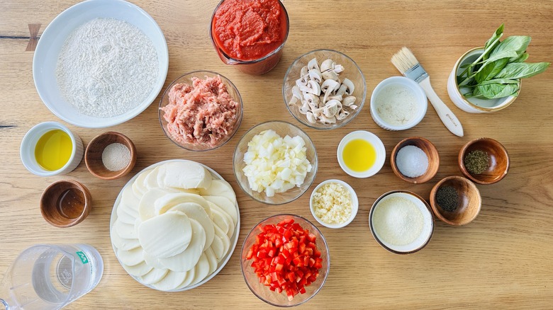 Mini Chicago pizza pot pies recipe