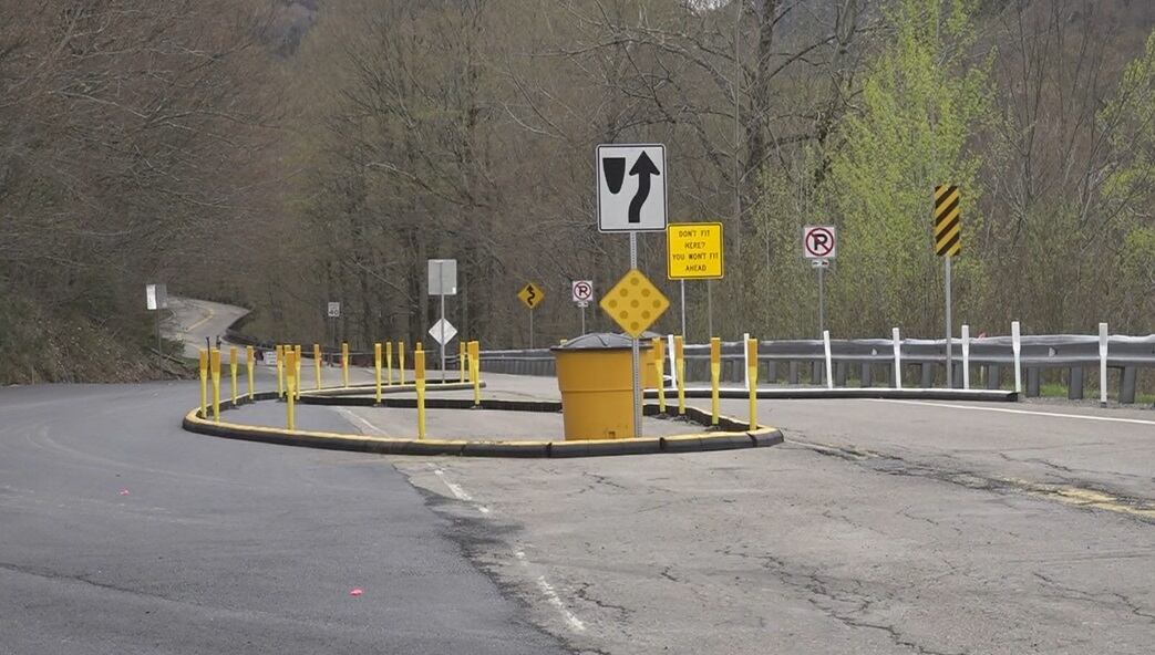 Smugglers Notch road off-limits to leaf peepers this weekend