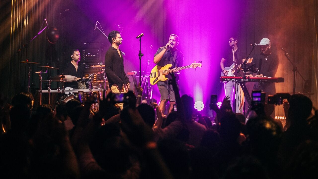 The Yellow Diary Delhi concert becomes backdrop for surprise fan proposal