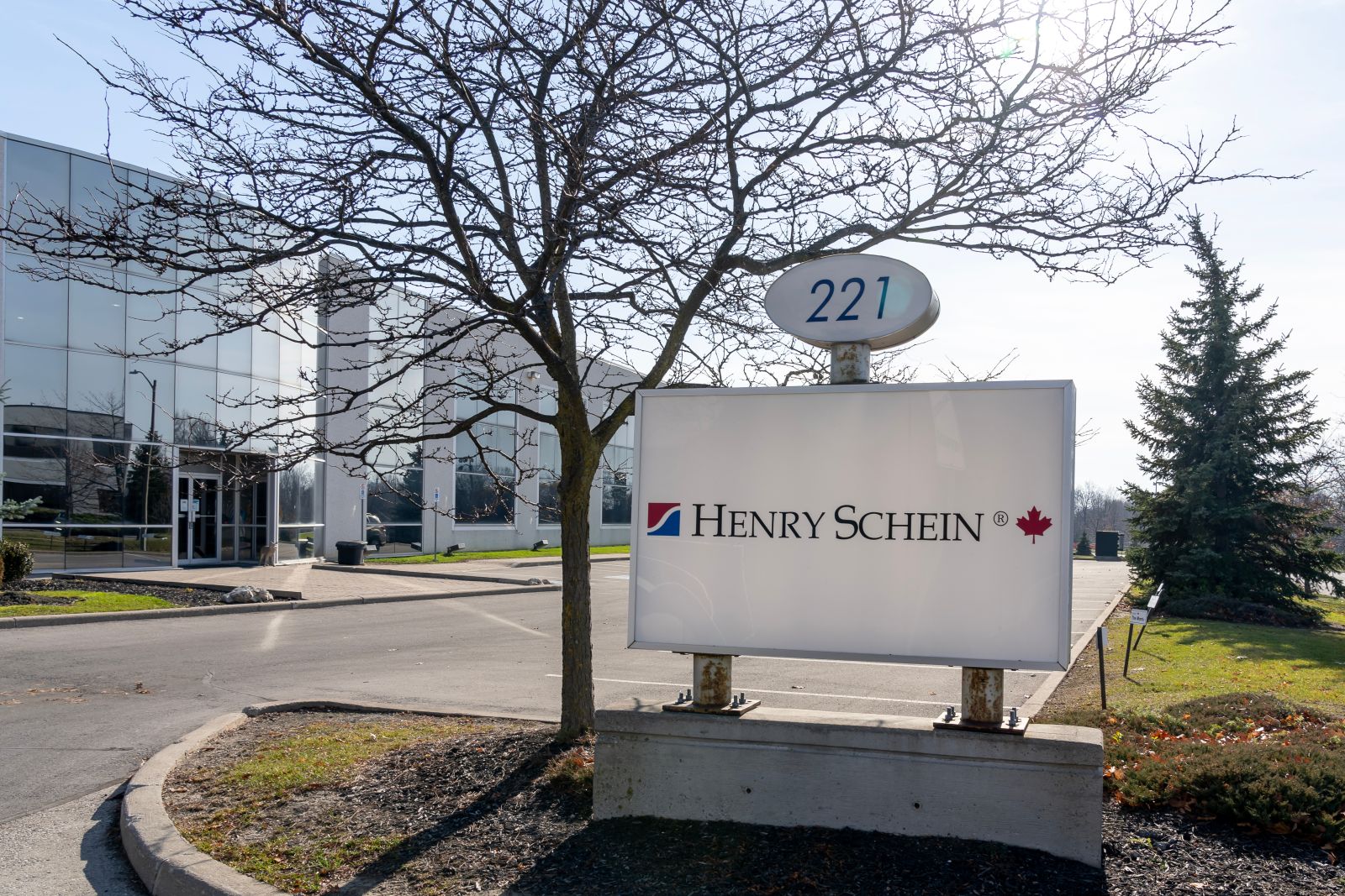 What you need to know ahead of Henry Schein's earnings release