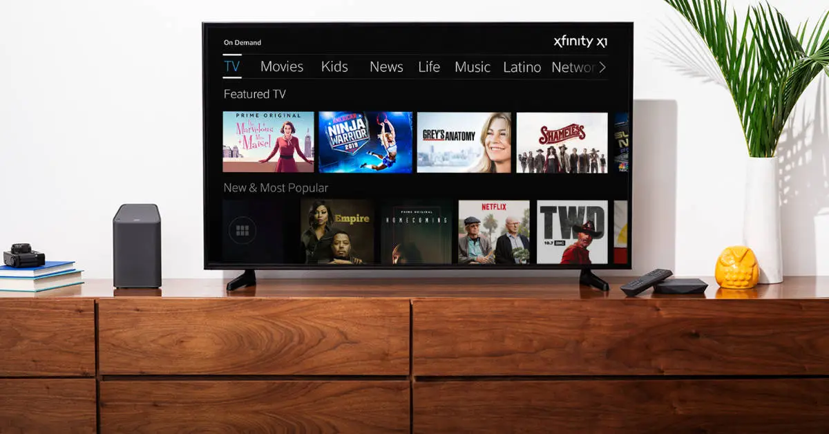 Comcast revenue dips slightly as Peacock posts profit in Q3
