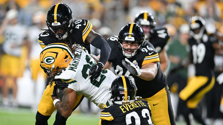 Steelers' day 3 rookie is already displaying great traits against ...