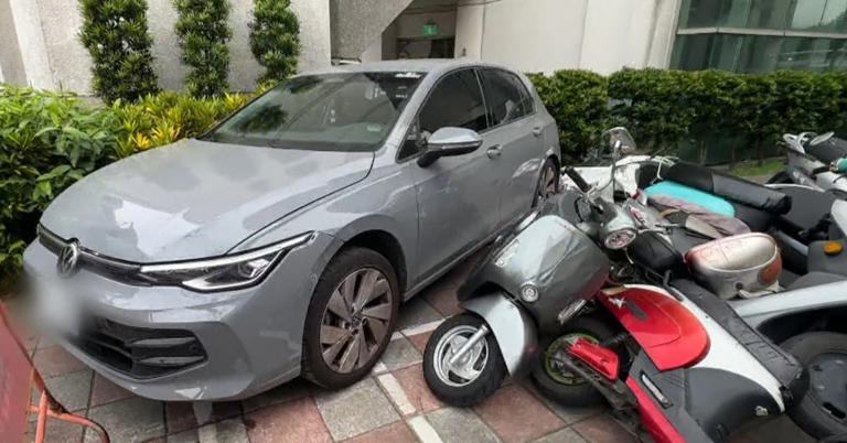 獨家／毒駕追撞兩車 倒車衝進花圃再撞一排機車