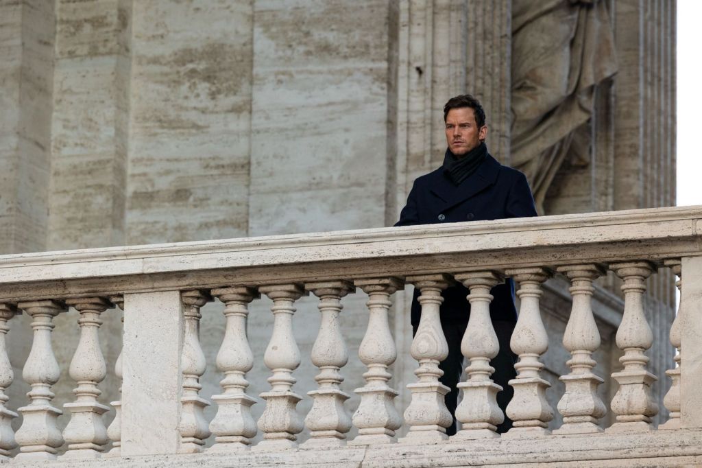 Chris Pratt, Pope Leo explore St. Peter's tomb in Vatican doc trailer